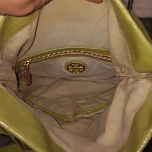 TORY BURCH OLIVE LEATHER THREE WAY HANDBAG - Picture 13 of 16